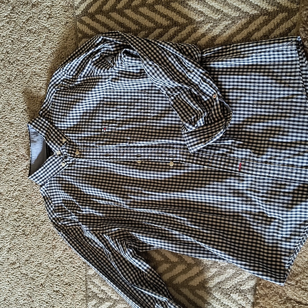 Long sleeve button up sz L